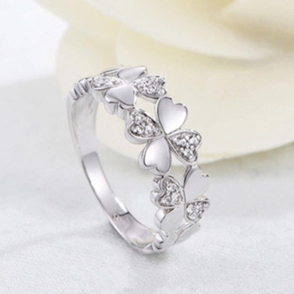 Four Leaf Clover Ring